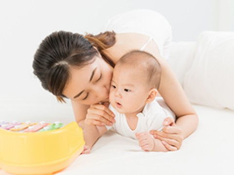 启业家政 深耕龙岗月嫂市场，开拓深圳家政新局面