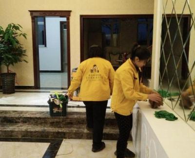 黄马褂家政加盟前景分析与市场评估